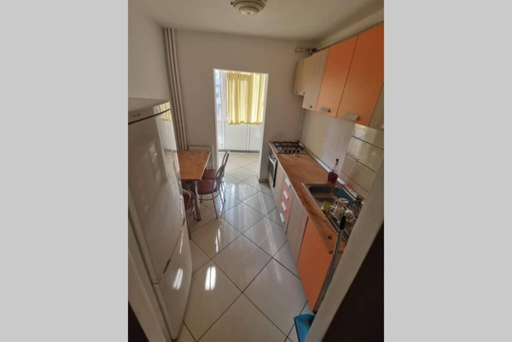 Dana Apartman Piteşti Kültér fotó